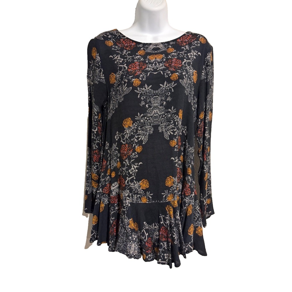 Free People Black Floral Tunic Top~S~Oversized Ruffle Flounce‎ Hem Low Back Boho